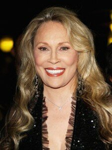 fayedunaway l 225x300 Greys Anatomy: Faye Dunaway no elenco!